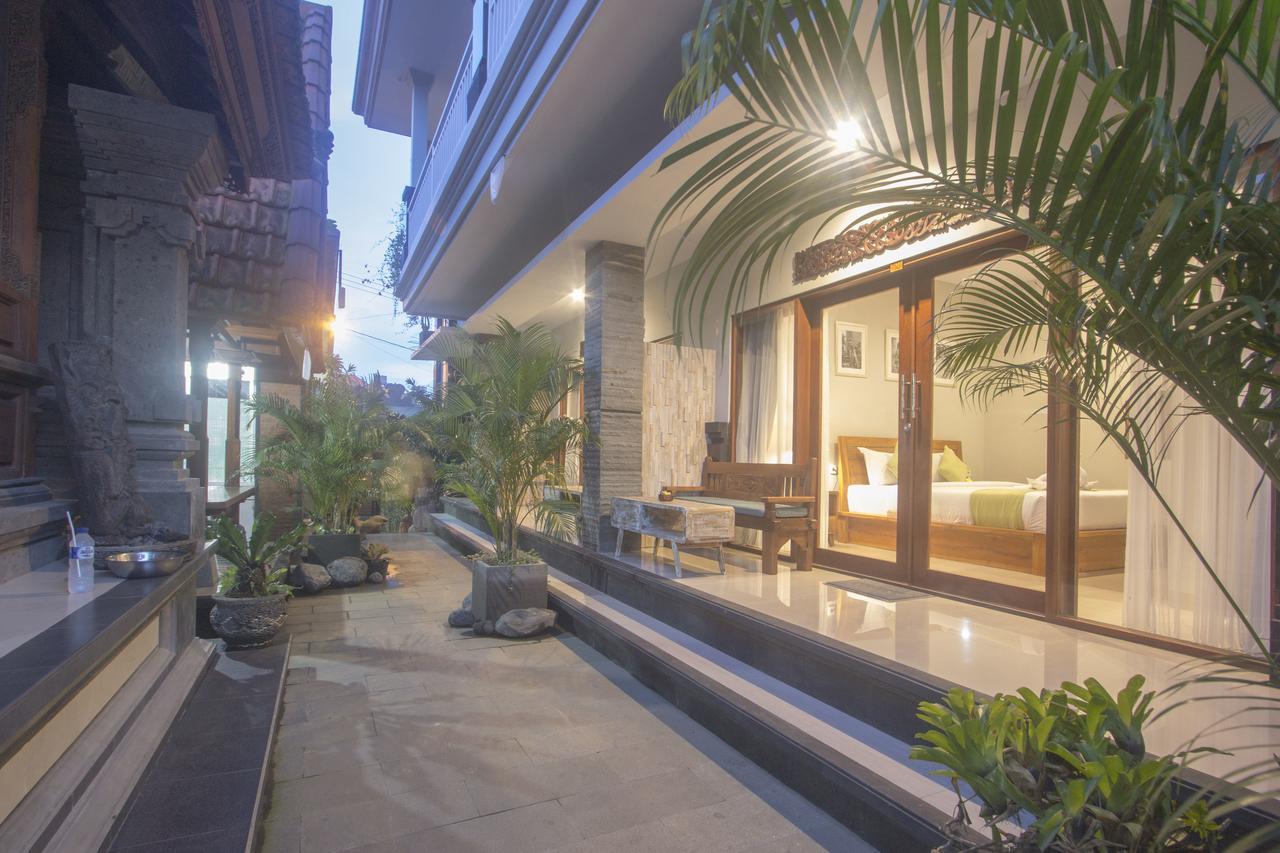 Nang Ade House Hotel Ubud  Ngoại thất bức ảnh