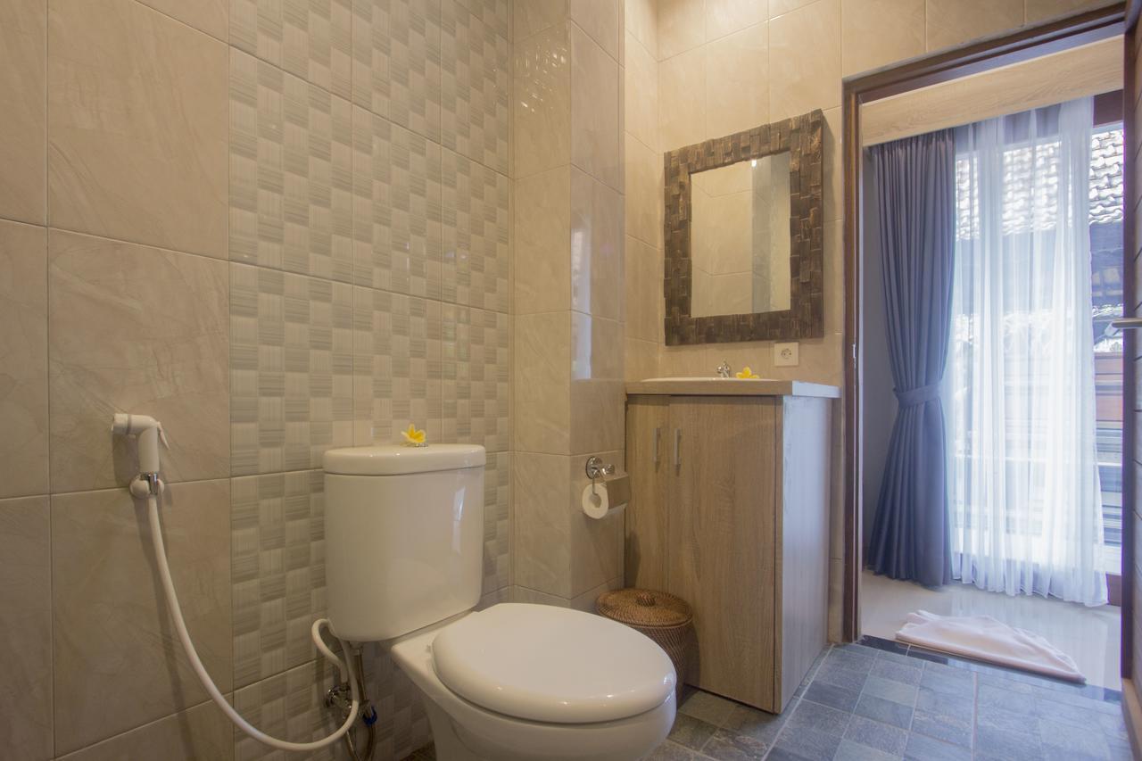 Nang Ade House Hotel Ubud  Ngoại thất bức ảnh